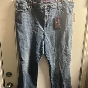 GLORIA VANDERBILT - Amanda Magical Stretch Light Classic Rise Bootcut Size 24w